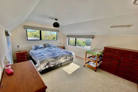 Photo of property in 1/44 Old Lake Road, Narrow Neck, Auckland, 0624