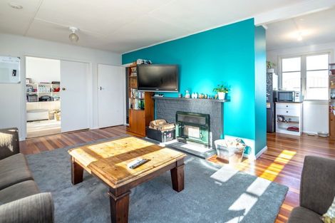 Photo of property in 17 Costley Street, Carterton, 5713