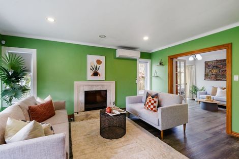 Photo of property in 18 Bretton Terrace, Hillcrest, Hamilton, 3216