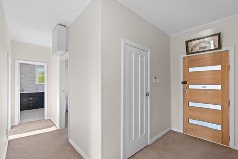 Photo of property in 120 Peverel Street, Riccarton, Christchurch, 8041