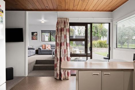 Photo of property in 126 Totara Drive, Pukete, Hamilton, 3200