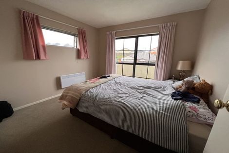 Photo of property in 11 Ring Lane, Paparangi, Wellington, 6037