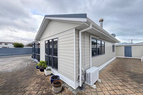 Photo of property in 63a Kemp Street, Kilbirnie, Wellington, 6022
