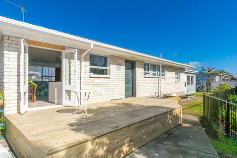 Photo of property in 21 Brookbank Place, Glenview, Hamilton, 3206