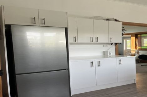 Photo of property in 4 Handley Place, Glen Avon, New Plymouth, 4312