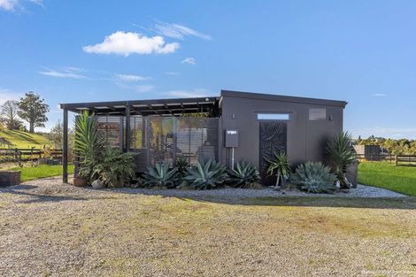 Photo of property in 15 Harley Road, Tasman, Upper Moutere, 7175