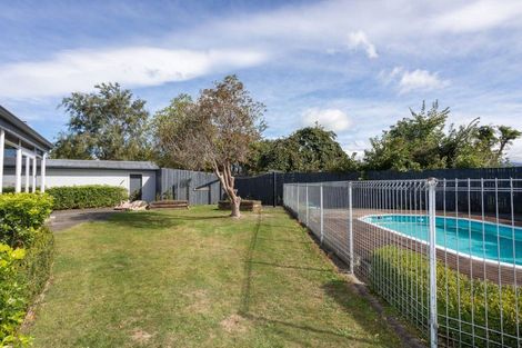 Photo of property in 16 Ruahine Street, Dannevirke, 4930