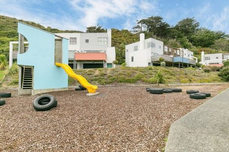 Photo of property in 56 Saddleback Grove, Karori, Wellington, 6012