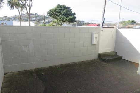 Photo of property in 21/4u Dr Taylor Terrace, Johnsonville, Wellington, 6037