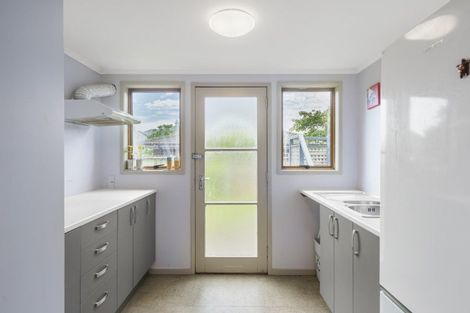 Photo of property in 41a Vivian Wilson Drive, Eastern Beach, Auckland, 2012