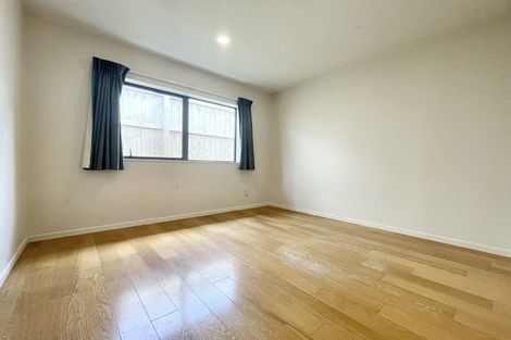 Photo of property in 32a Kelman Road, Kelston, Auckland, 0602
