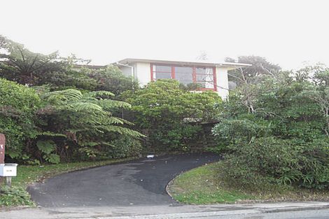 Photo of property in 54 Ruskin Road, Newlands, Wellington, 6037