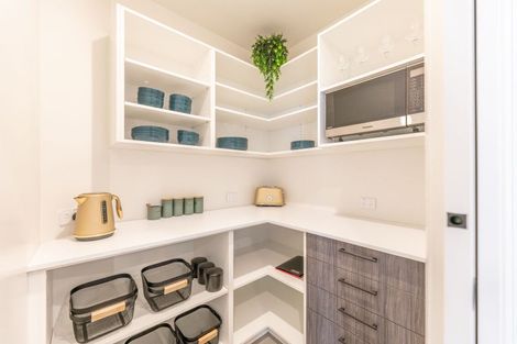 Photo of property in 35 Ashford Avenue, Hokowhitu, Palmerston North, 4410