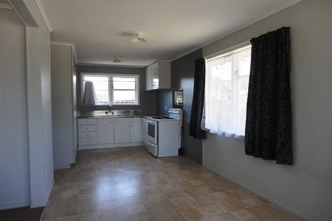 Photo of property in 64 Tawa Crescent, Manurewa, Auckland, 2102