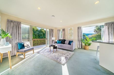 Photo of property in 7 Mariners Way, Whitby, Porirua, 5024