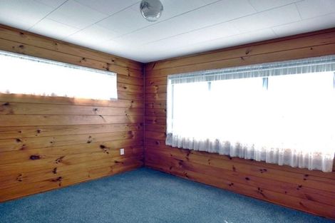 Photo of property in 57 Cliff View Drive, Green Bay, Auckland, 0604