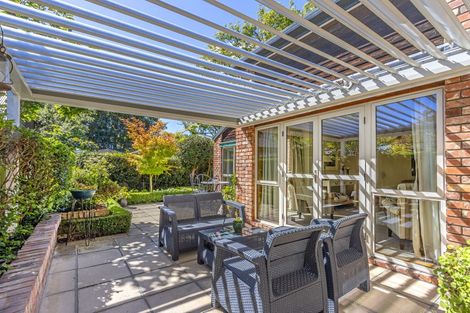 Photo of property in 2/43 Dee Street, St Albans, Christchurch, 8014