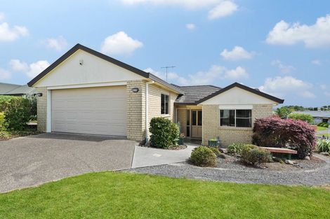 Photo of property in 137 Rototuna Road, Rototuna, Hamilton, 3210