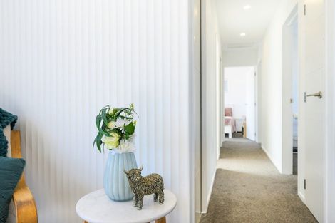 Photo of property in 10 Gladys Place, Kelvin Grove, Palmerston North, 4414