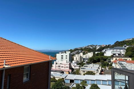 Photo of property in 18u1 Oriental Terrace, Oriental Bay, Wellington, 6011
