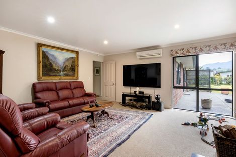 Photo of property in 6 Mangauika Road, Pirongia, Te Awamutu, 3876