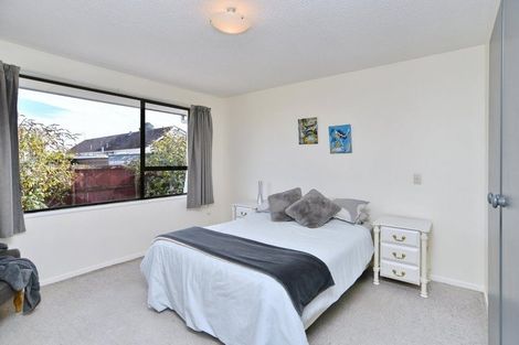Photo of property in 1/40b Chipping Lane, Redwood, Christchurch, 8051