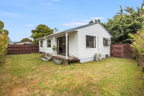 Photo of property in 115a Makarini Street, Paraparaumu, 5032