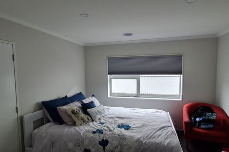 Photo of property in 141 Amesbury Drive, Churton Park, Wellington, 6037