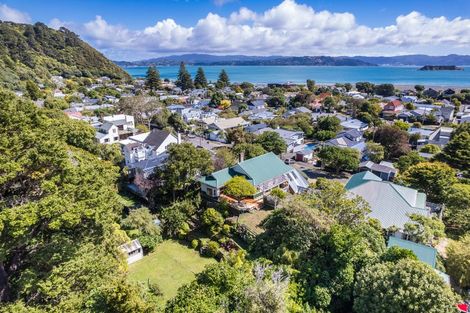 Photo of property in 24 Mahoe Street, Eastbourne, Lower Hutt, 5013