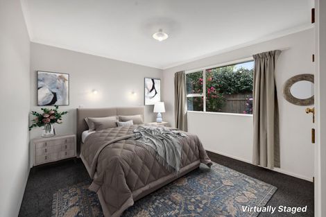 Photo of property in 1 Manse Street, Hawera, 4610