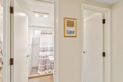 Photo of property in 14 Kent Lodge Avenue, Avonhead, Christchurch, 8042