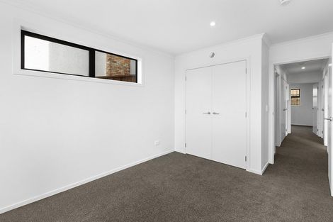 Photo of property in 2/12 Ruakiwi Road, Hamilton Lake, Hamilton, 3204