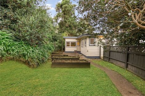Photo of property in 176 Ti Rakau Drive, Pakuranga Heights, Auckland, 2010
