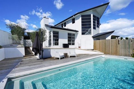 Photo of property in 17 Raddington Way, Huntington, Hamilton, 3210