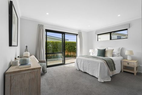 Photo of property in 5 Kuku Avenue, Red Beach, 0932