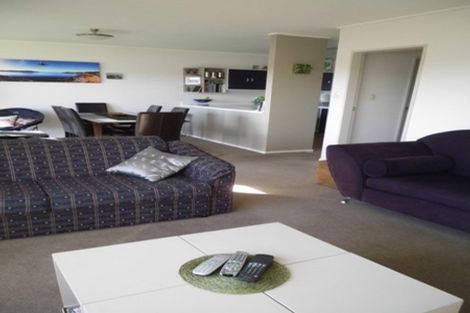 Photo of property in 12f2 Duchess Place, Maupuia, Wellington, 6022