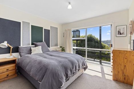 Photo of property in 10f2 Downing Street, Crofton Downs, Wellington, 6035