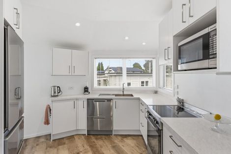Photo of property in 17 Margaret Road, Raumati Beach, Paraparaumu, 5032
