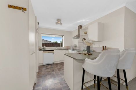 Photo of property in 6 Edingale Court, Flat Bush, Auckland, 2019