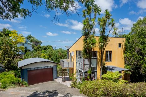Photo of property in 6 Gannet Point, Rothesay Bay, Auckland, 0630