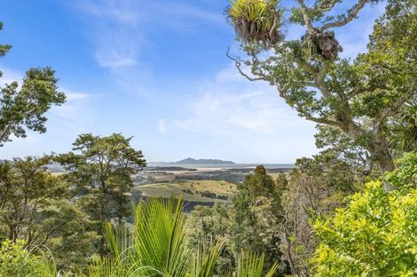 Photo of property in 340 Cames Road, Mangawhai, 0975