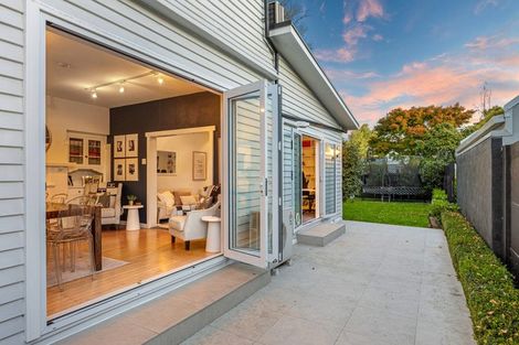 Photo of property in 191 Fendalton Road, Fendalton, Christchurch, 8052