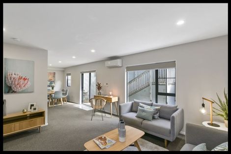 Photo of property in 25u2 Hollies Crescent, Johnsonville, Wellington, 6037