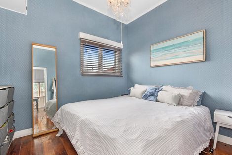 Photo of property in 1 Whimp Avenue, Onerahi, Whangarei, 0110