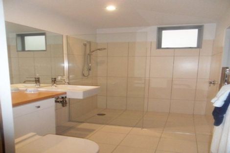 Photo of property in 1/16 Oriental Terrace, Oriental Bay, Wellington, 6011