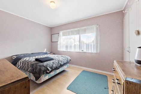 Photo of property in 12 Granville Drive, Massey, Auckland, 0614