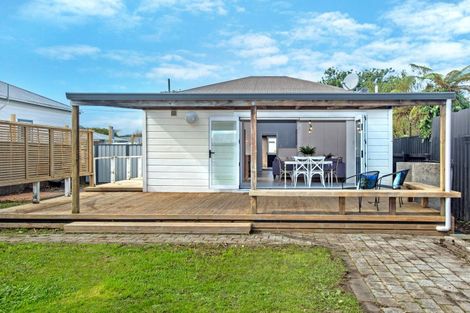 Photo of property in 23 Wellington Street, Te Hapara, Gisborne, 4010