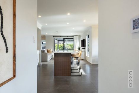 Photo of property in 19 Pohutukawa Parade, Riverhead, 0820