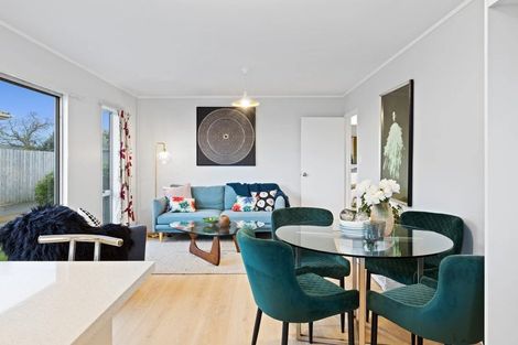 Photo of property in 2/6 Bingara Place, Favona, Auckland, 2024