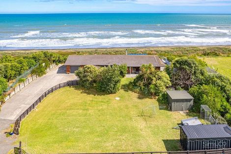 Photo of property in 29 Longbeach Drive, Castlecliff, Whanganui, 4501